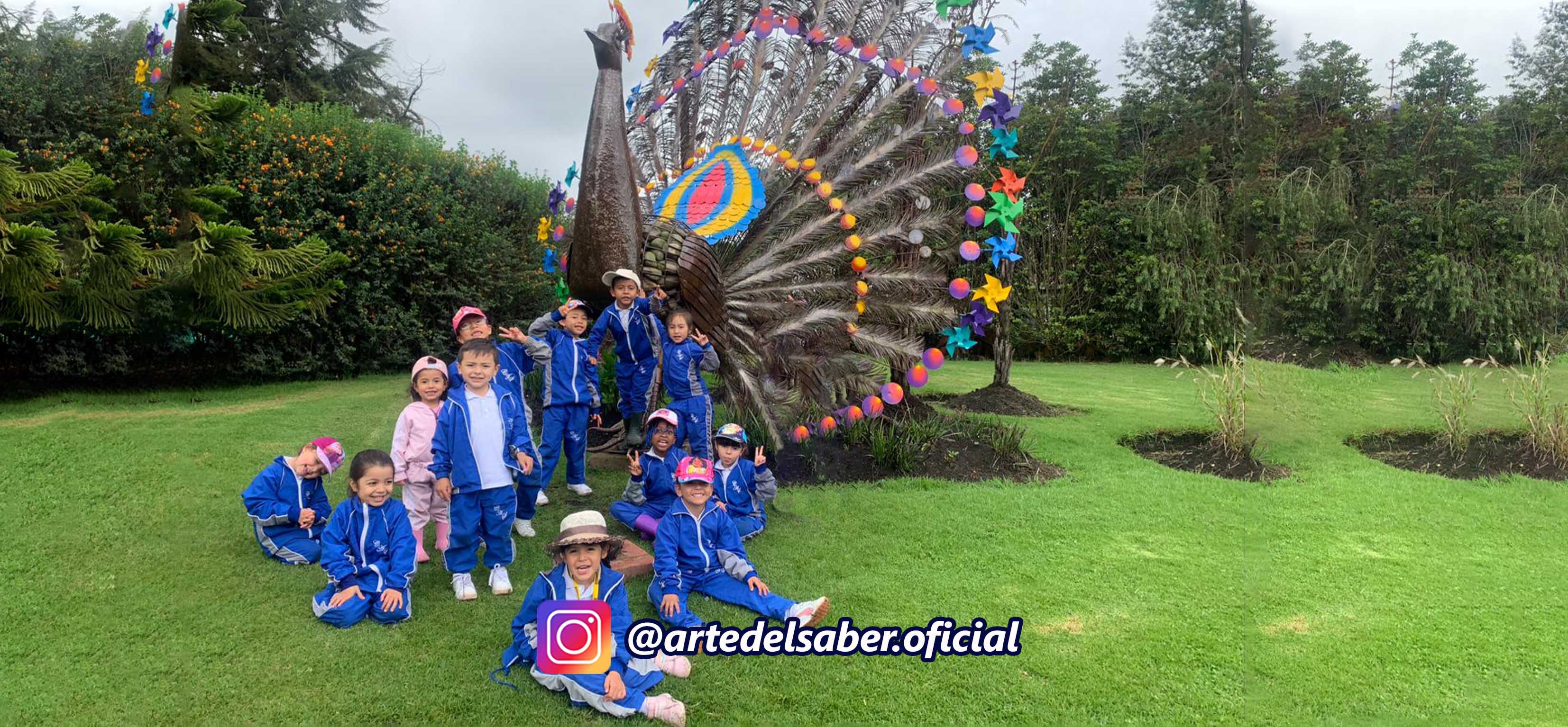 imagen niños en la granja